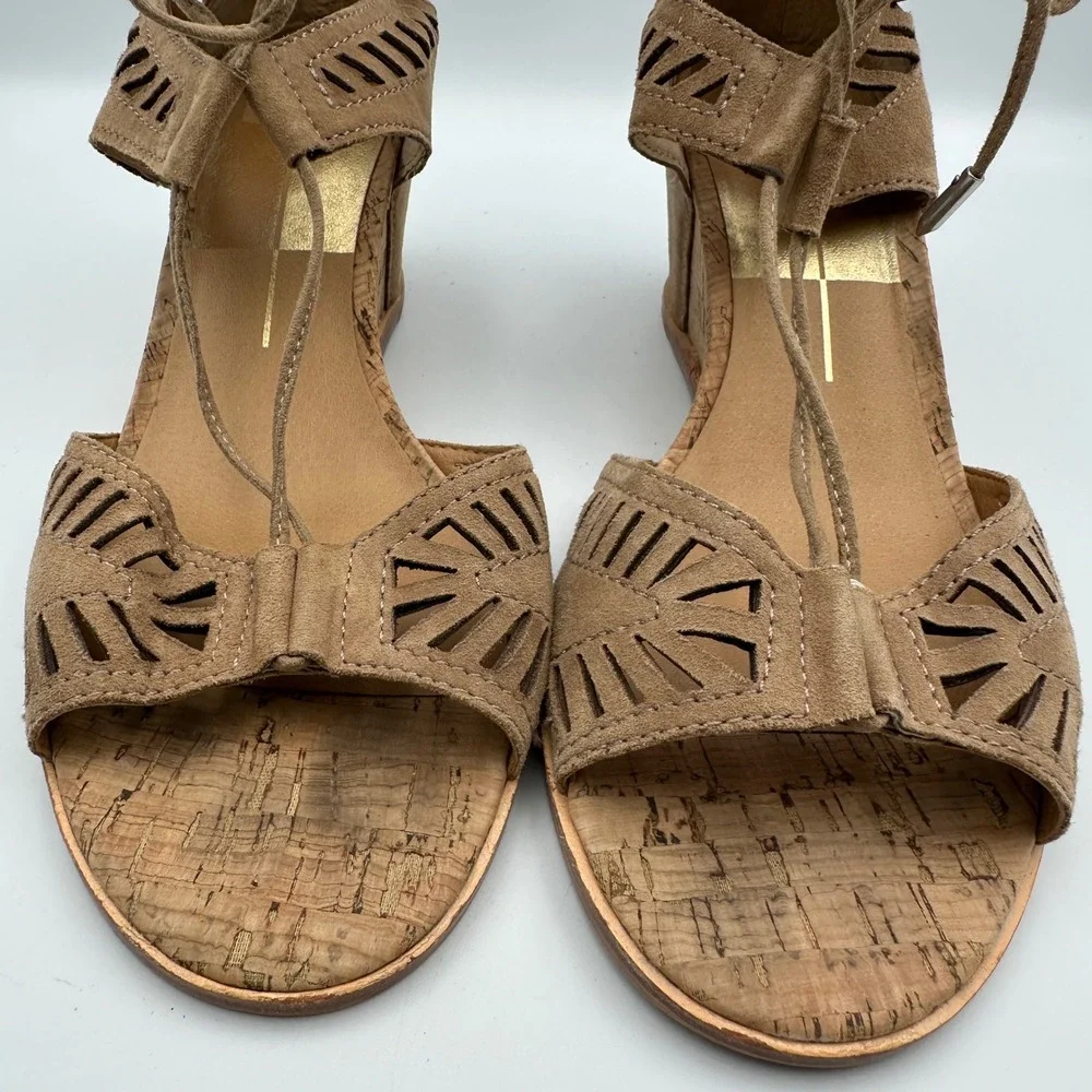 Dolce Vita Wedge Sandals 10 Tan Suede Lace Up Gladiator Cork Boho Summer Chic